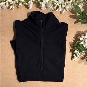 lululemon Lululemon Run Briskly 1/2 Zip
Black (First Release) size 6